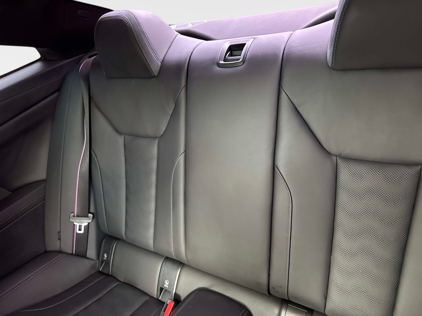 Used 2021 Black Sapphire Metallic BMW Competition image 17