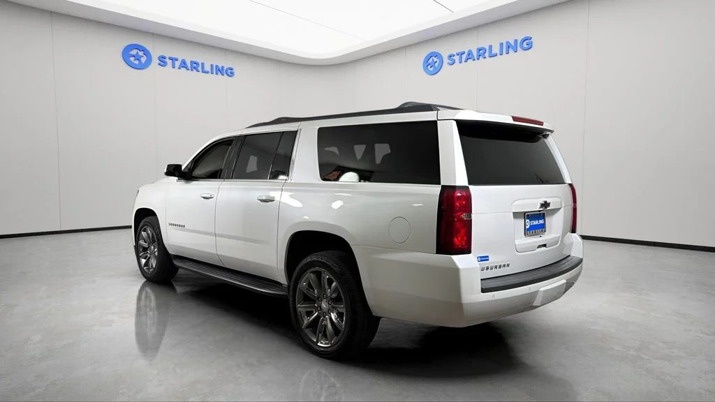 Used 2019 IRIDESCENT PEARL TRICOAT Chevrolet LT image 6