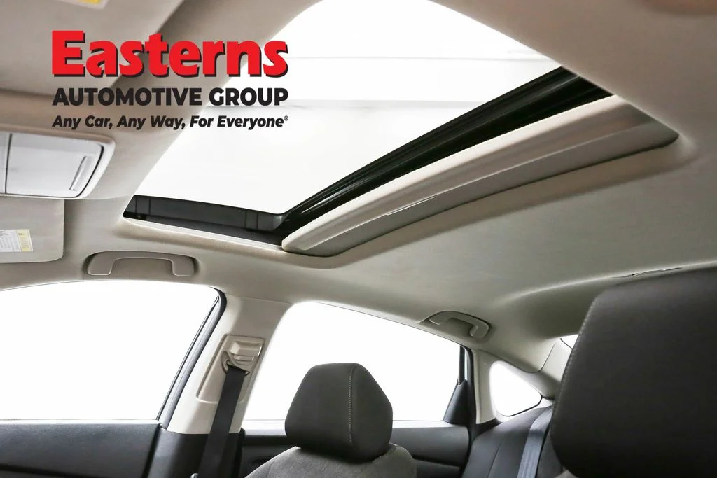 Used 2024 Gray Honda EX image 22
