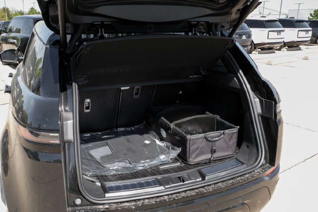 New 2026 Santorini Black Land Rover S image 58
