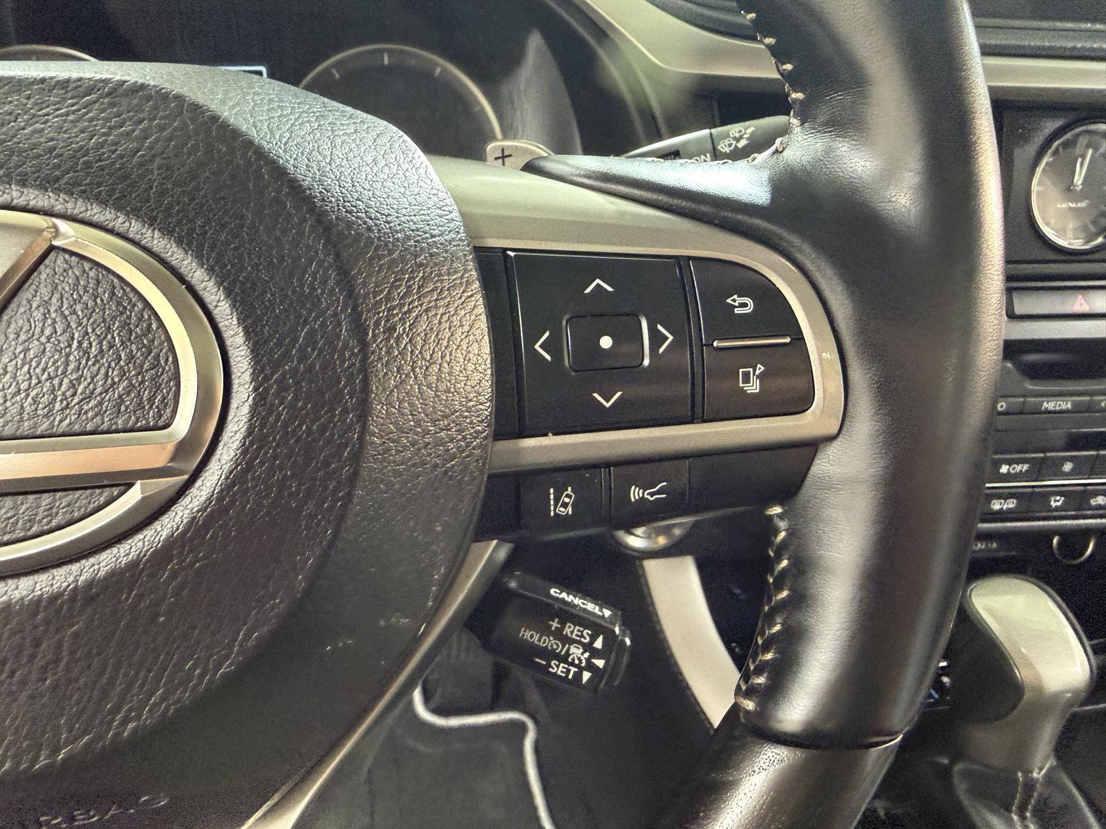 Used 2022 Black Lexus 350 image 21