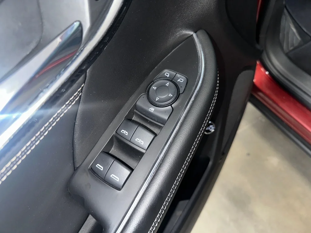 Used 2023 Cinnabar Metallic Buick Preferred image 8