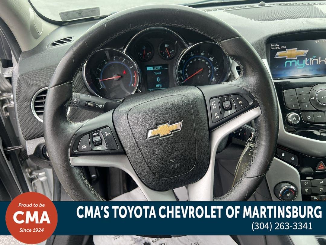 Used 2014 Silver Ice Metallic Chevrolet 2LT image 17