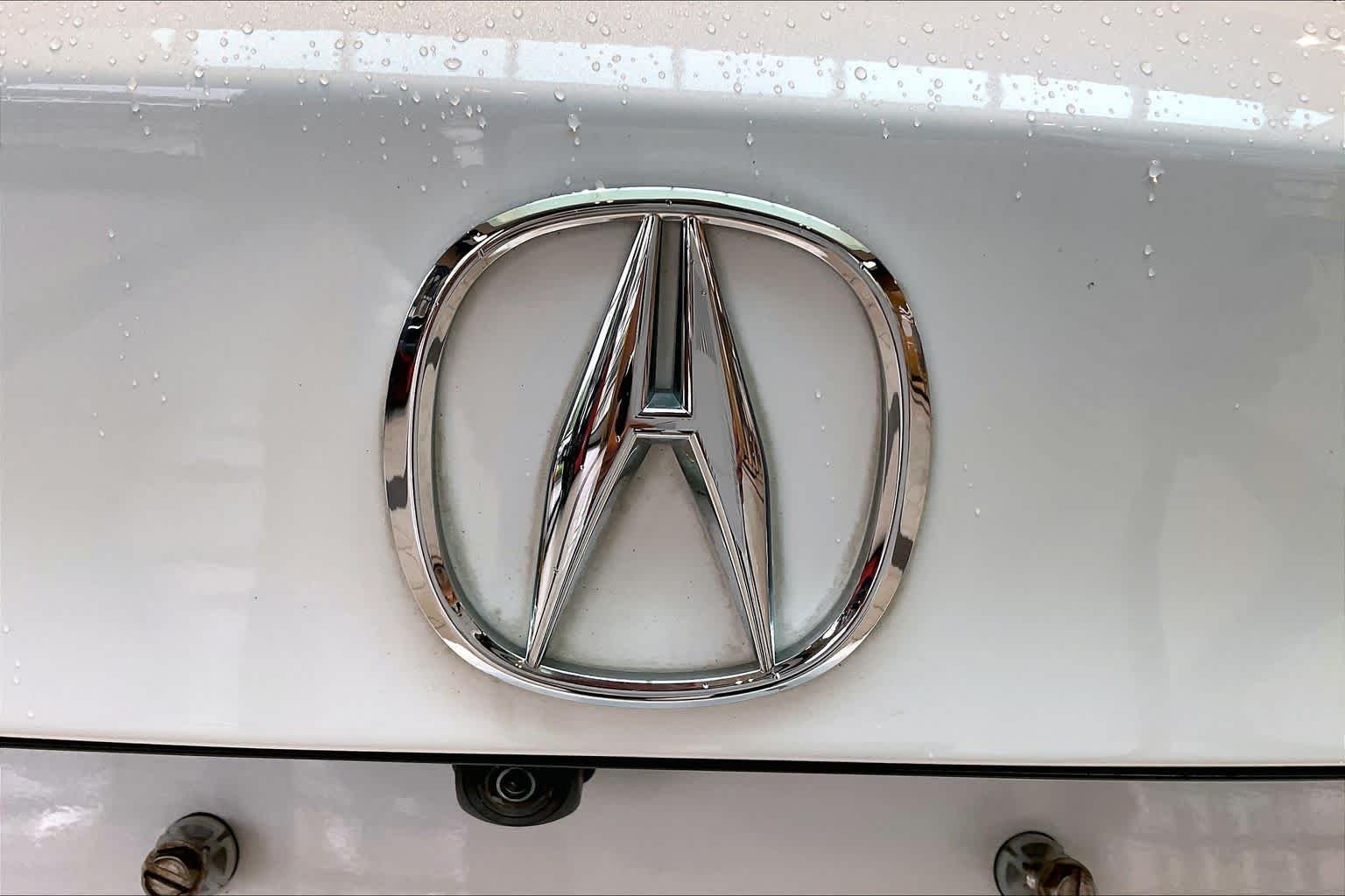 Used 2015 Bellanova White Pearl Acura V6 Tech image 32