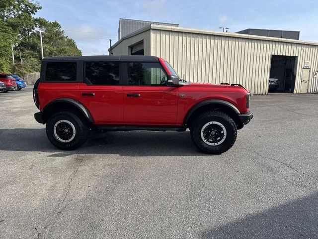 Used 2022 Red Ford Badlands image 4