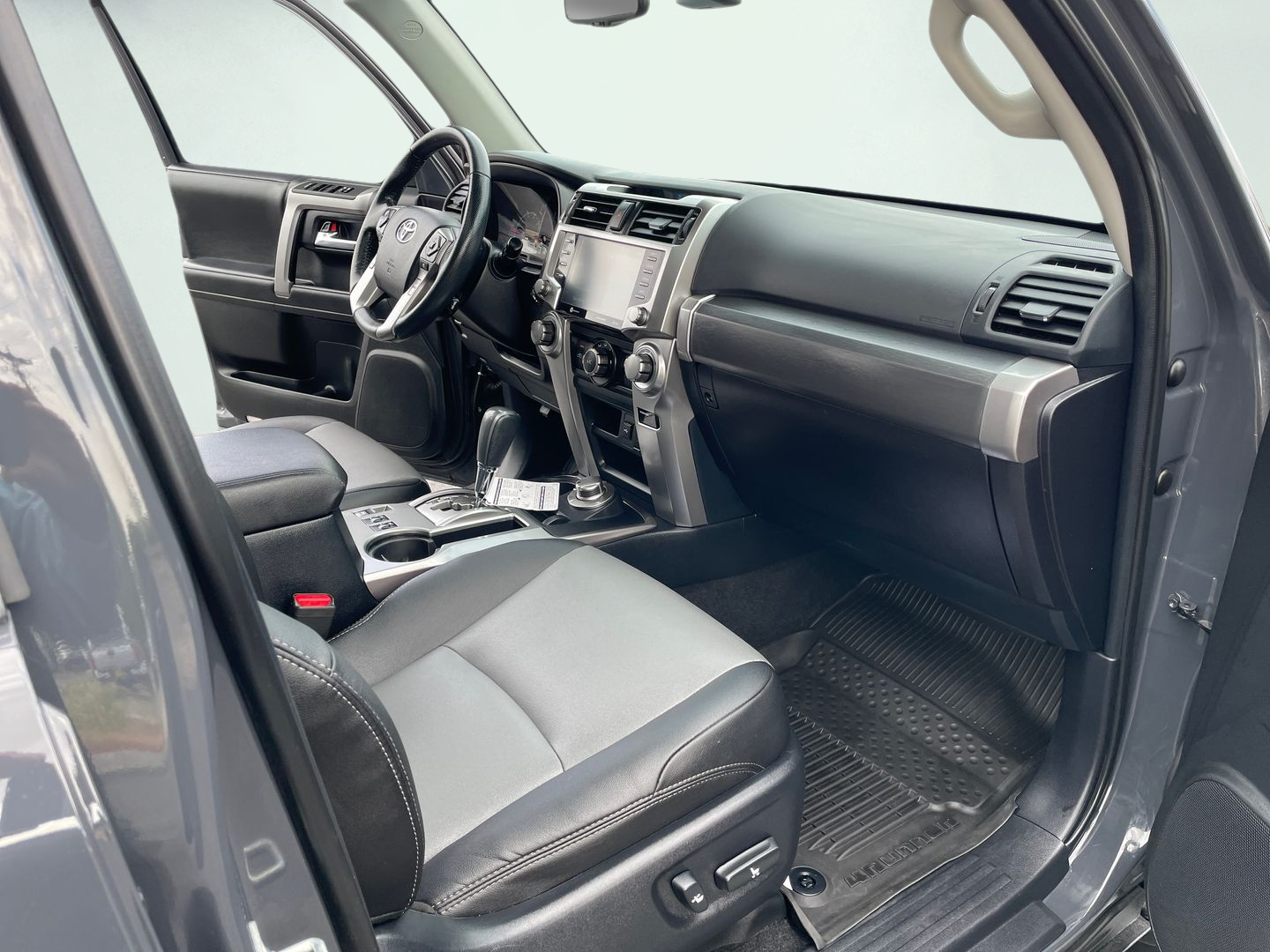 Certified Used 2024  Toyota SR5 Premium image 18