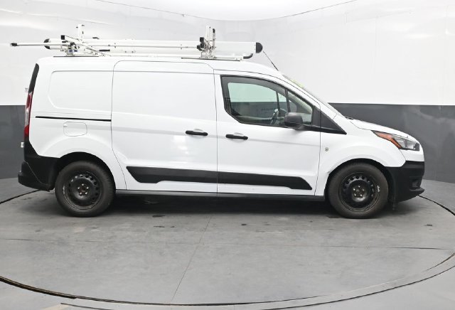 Used 2023 White Ford XL image 9