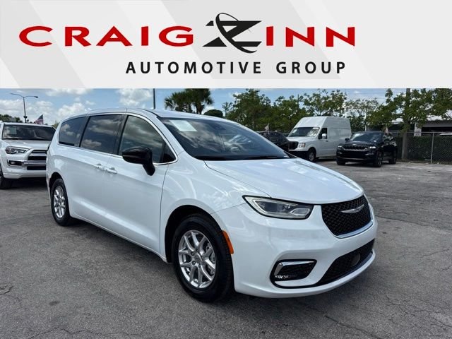 2025 Chrysler Pacifica