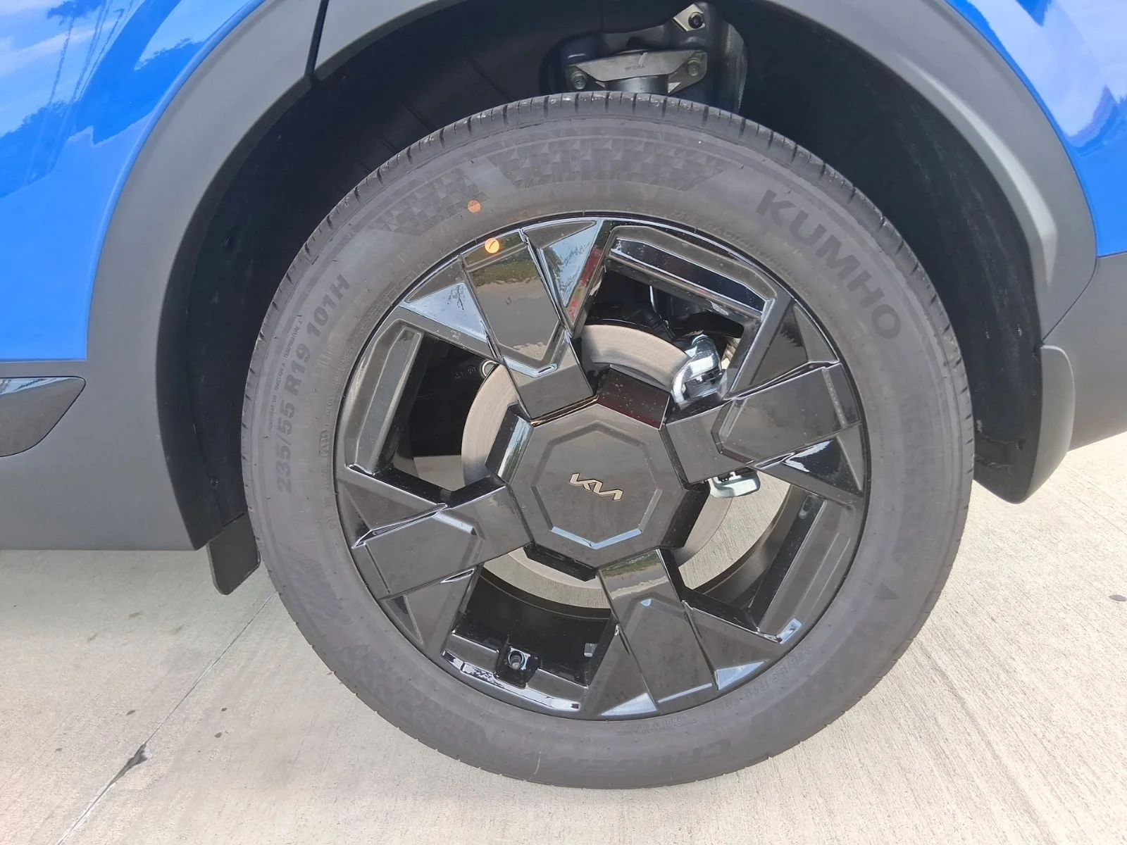 New 2026 Blue Kia X-Line image 32
