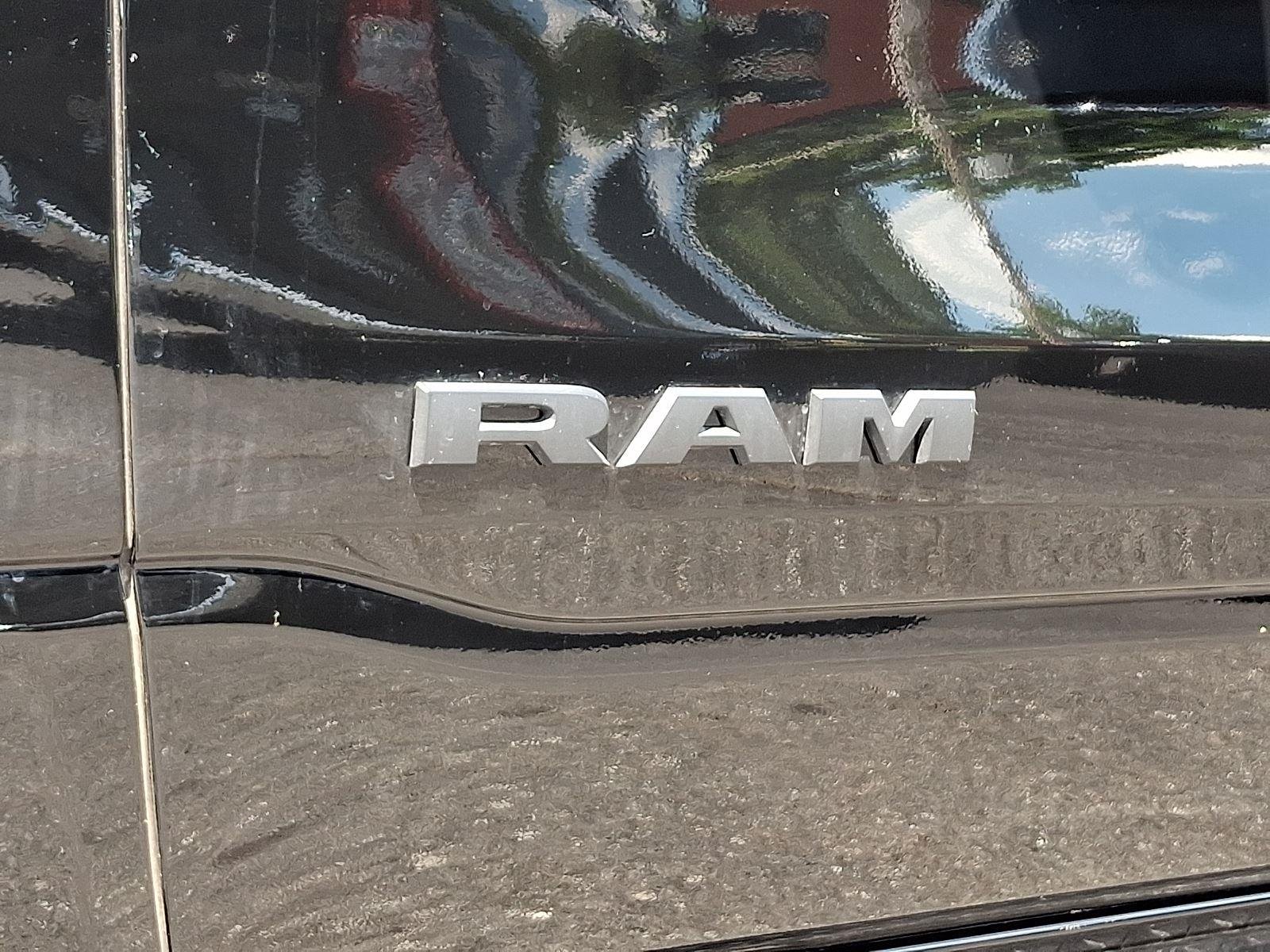 New 2026 Diamond Black Crystal Pearl-Coat Exterior Paint RAM Express image 18