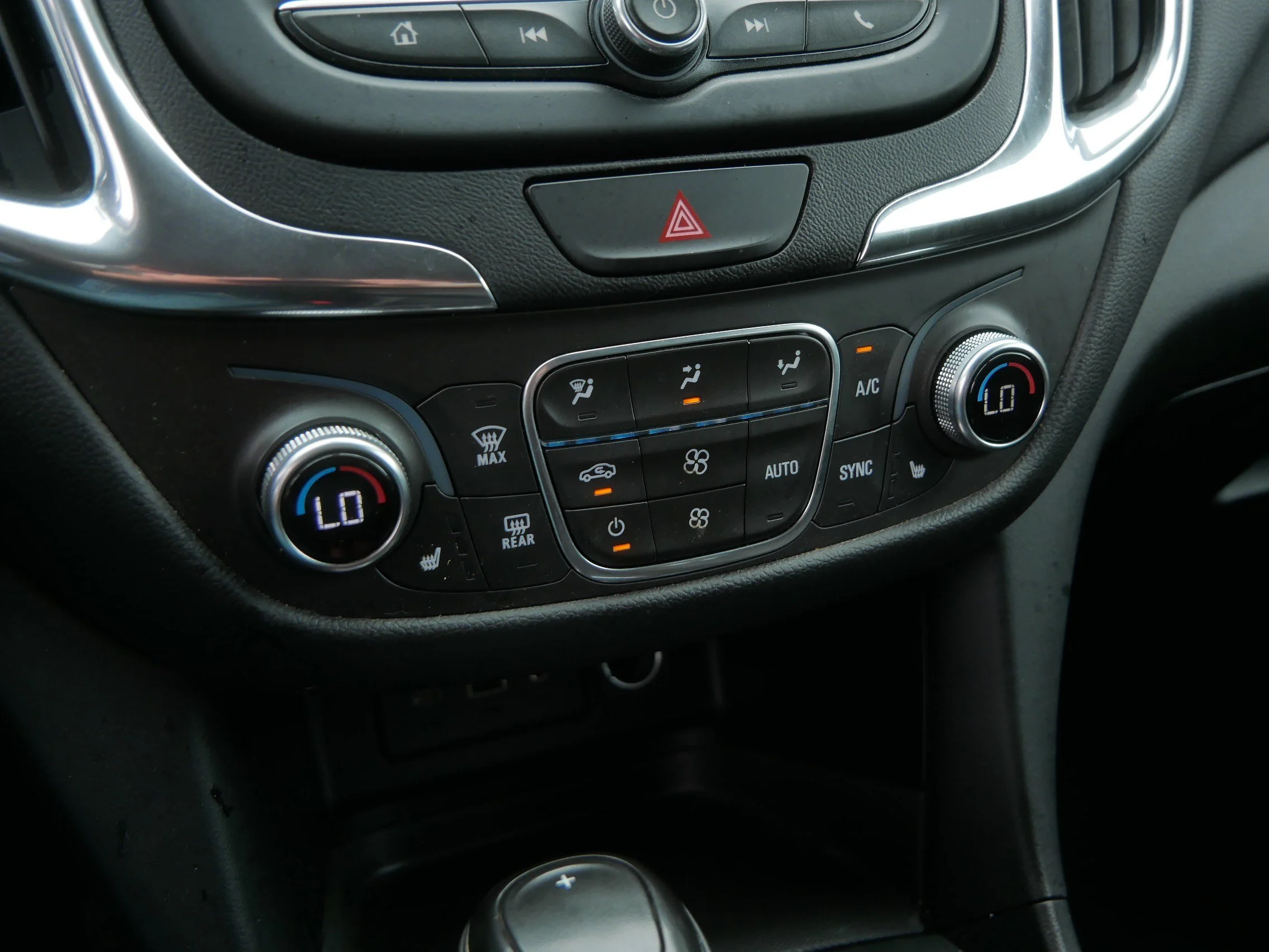 Used 2019 Cajun Red Tintcoat Chevrolet LT image 29