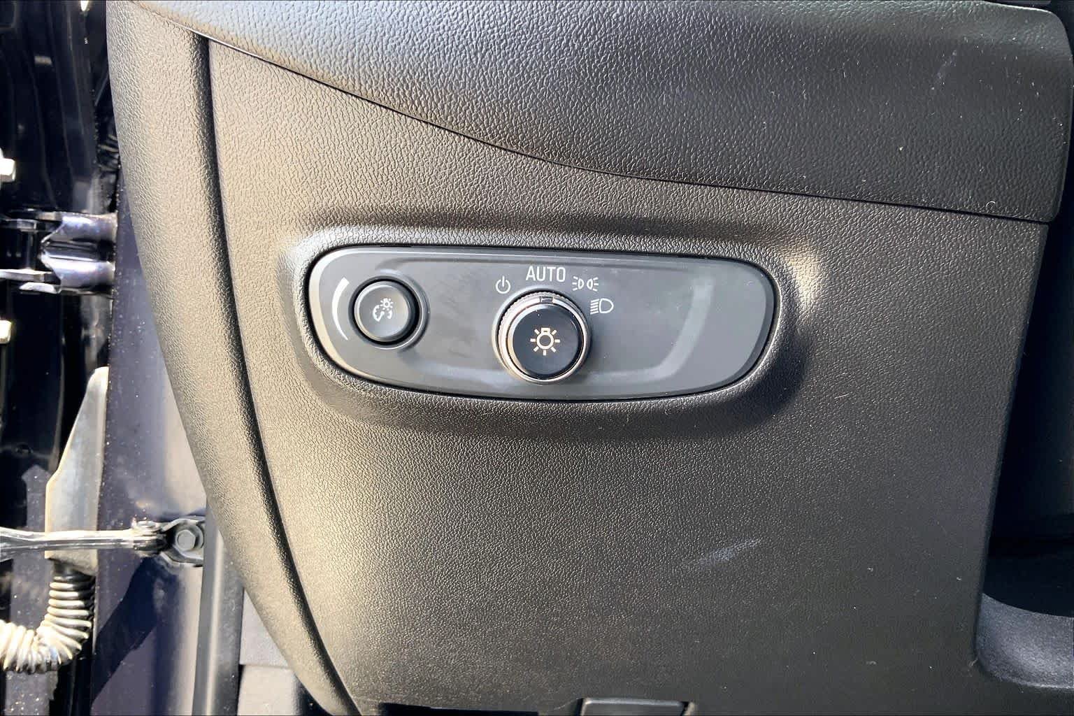 Used 2020 Midnight Blue Metallic Chevrolet LS image 33