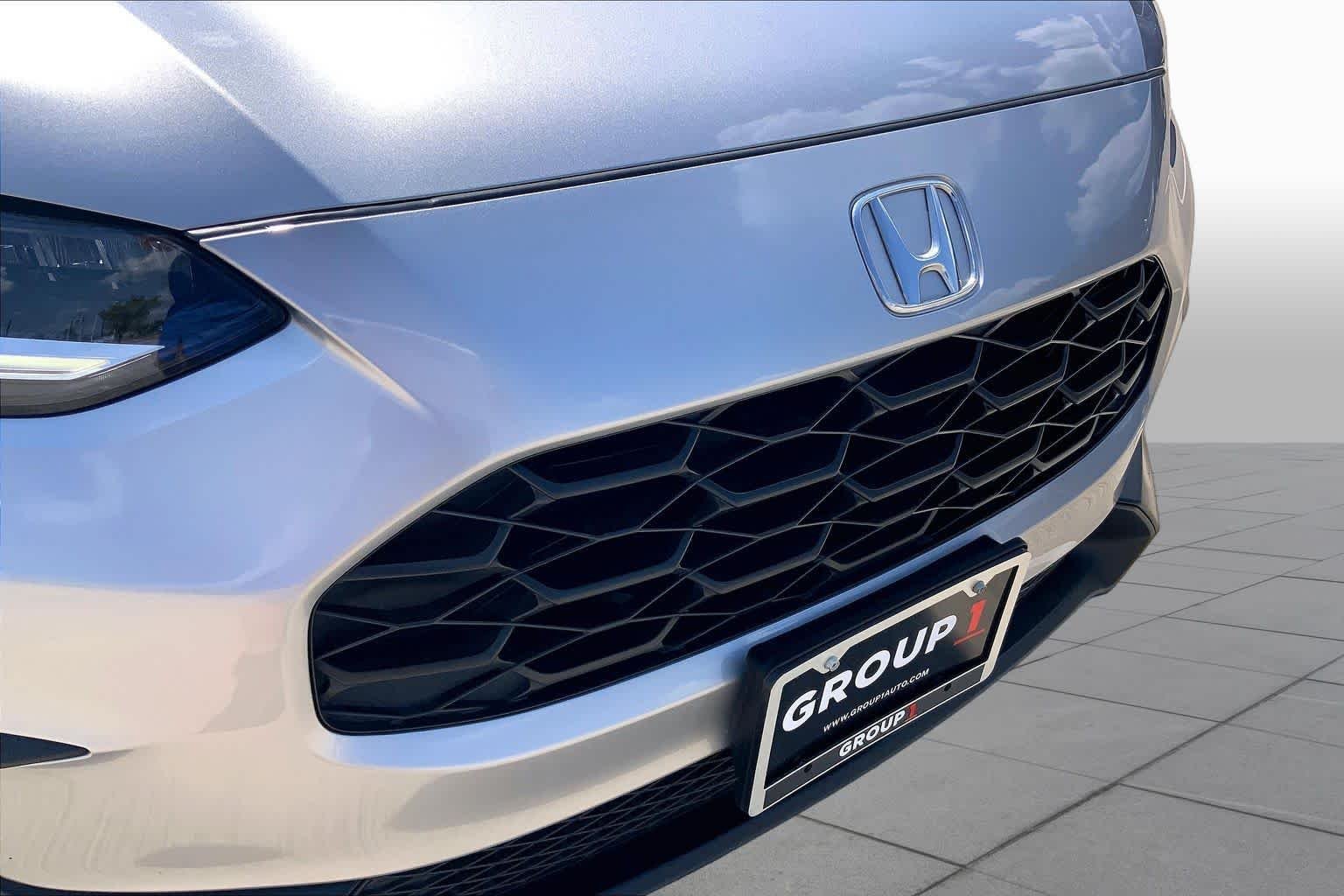 Used 2026 Solar Silver Metallic Honda LX image 29