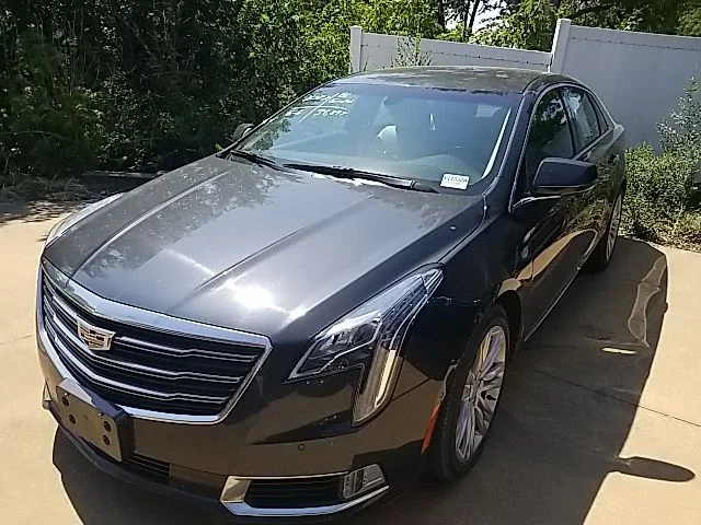 Used 2018 Gray Cadillac Luxury image 11