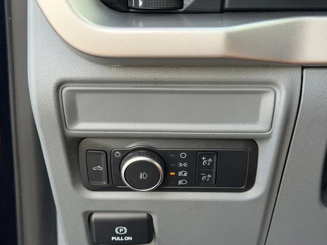 Used 2021 Blue Ford XL image 25