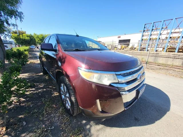 Used 2011 Bordeaux Reserve Red Metallic Ford Limited image 1