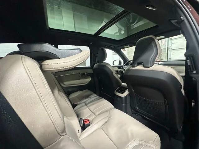 New 2026 Mulberry Red Volvo Ultra image 15