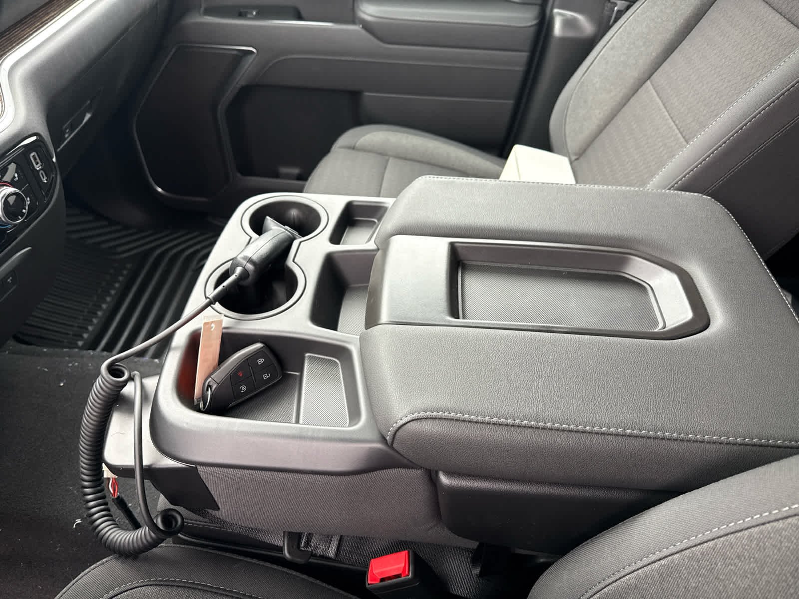 2026 GMC Sierra 3500HD SLE - Photo 17