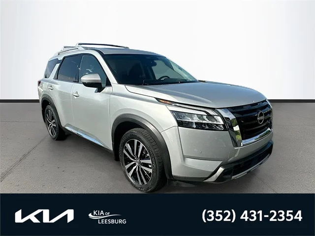 2023 Nissan Pathfinder Platinum