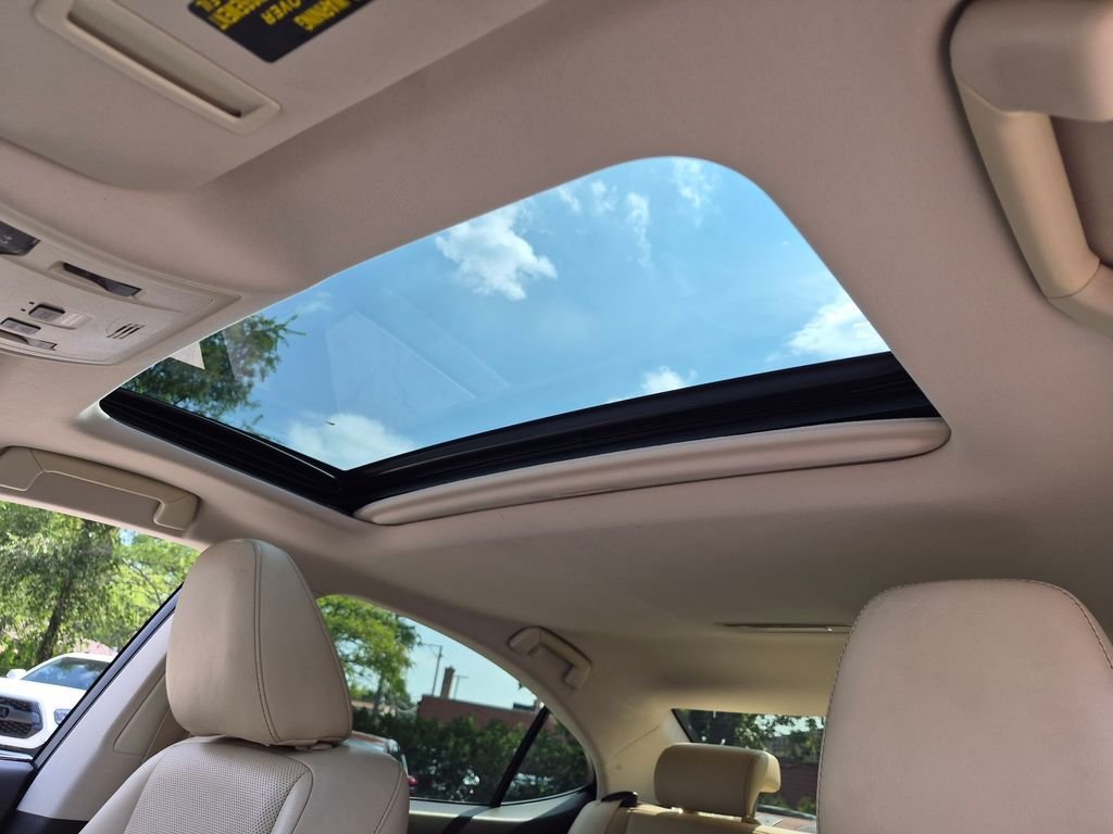 Used 2016 Gray Lexus 350 image 11
