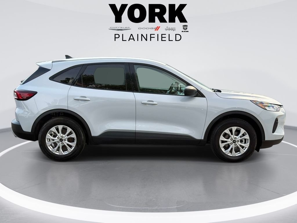 Used 2025 Silver Ford Active image 4