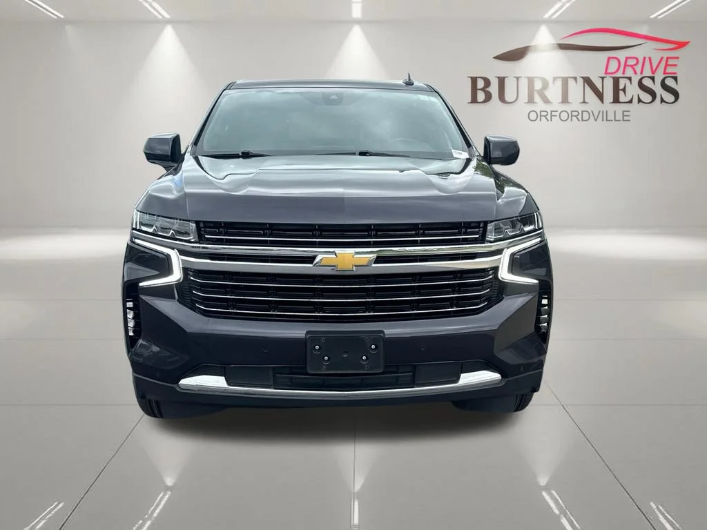 2022 Chevrolet Suburban LT - Photo 3