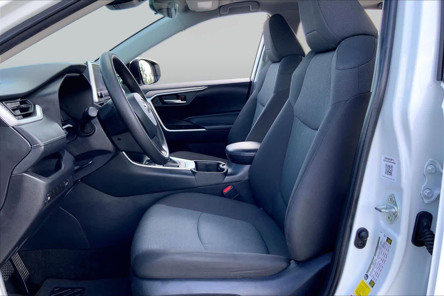 Used 2024 Ice Cap Toyota XLE image 8