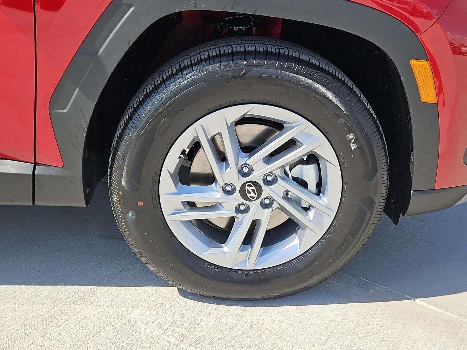 New 2026 Ultimate Red Hyundai SE 4dr Front-Wheel Drive image 5