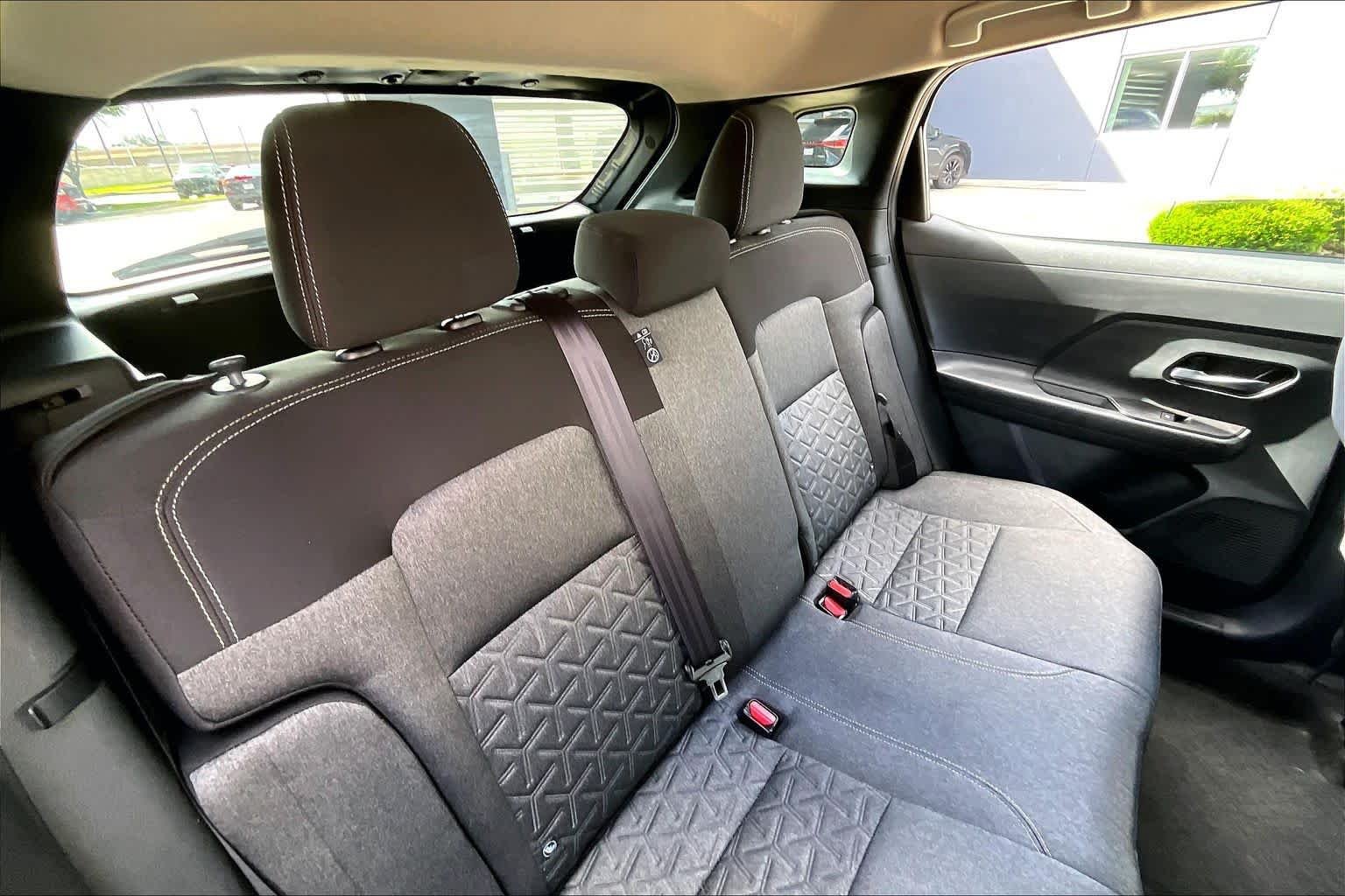 Used 2025 Gun Metallic Nissan SV image 19