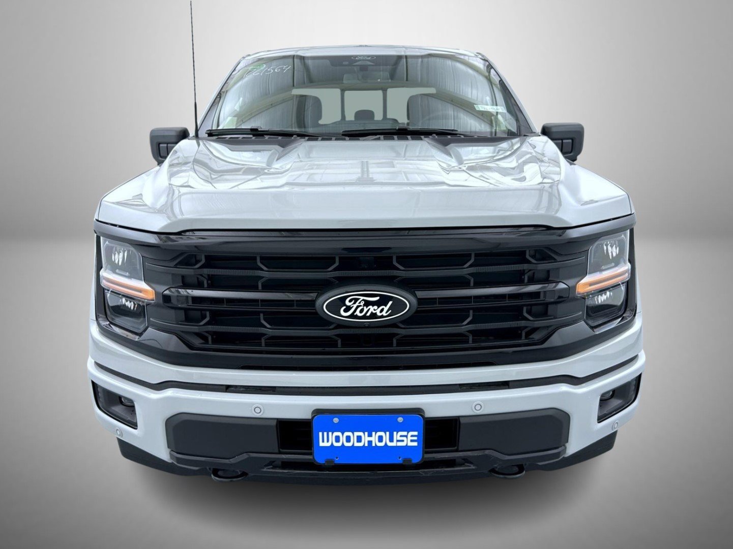 New 2026 Avalanche Ford XLT image 2