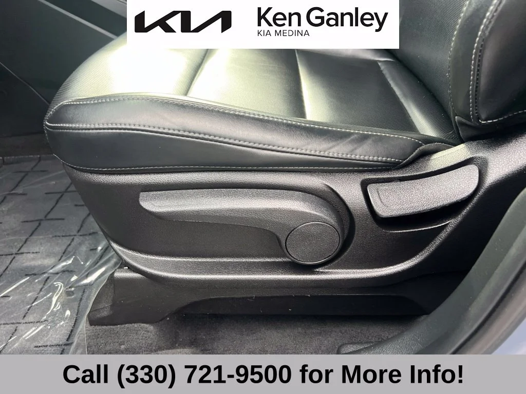 Used 2024 Silver Kia LX image 26
