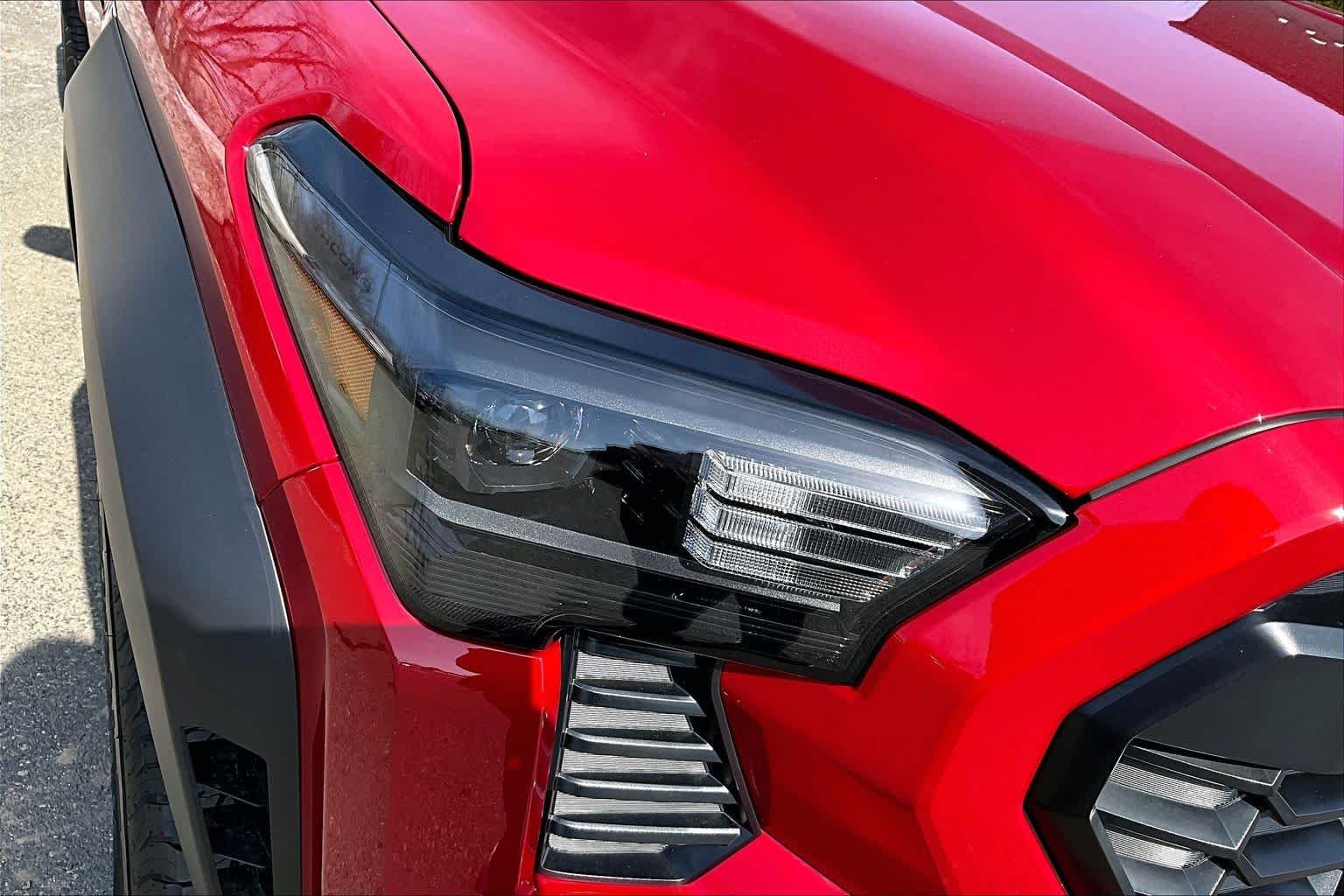 2025 Toyota Tacoma TRD Off Road - Photo 13