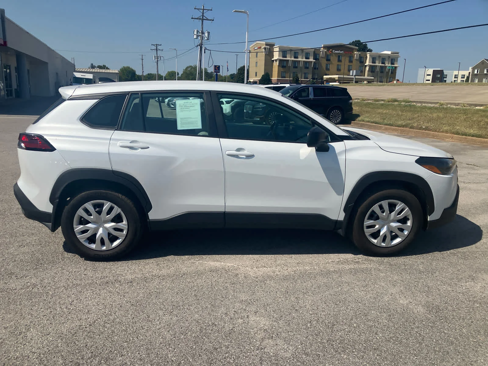 Certified Used 2026 Wind Chill Pearl Toyota L image 11