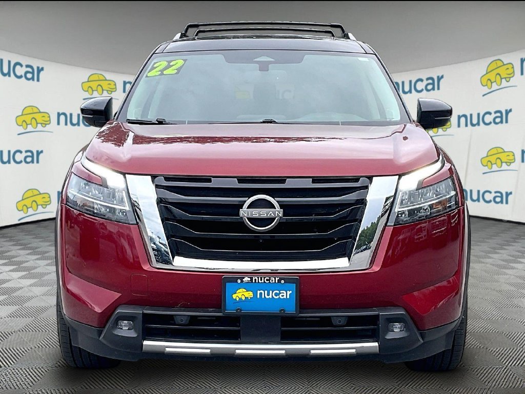 Used 2022 Scarlet Ember Tintcoat/Super Black Nissan SL image 2