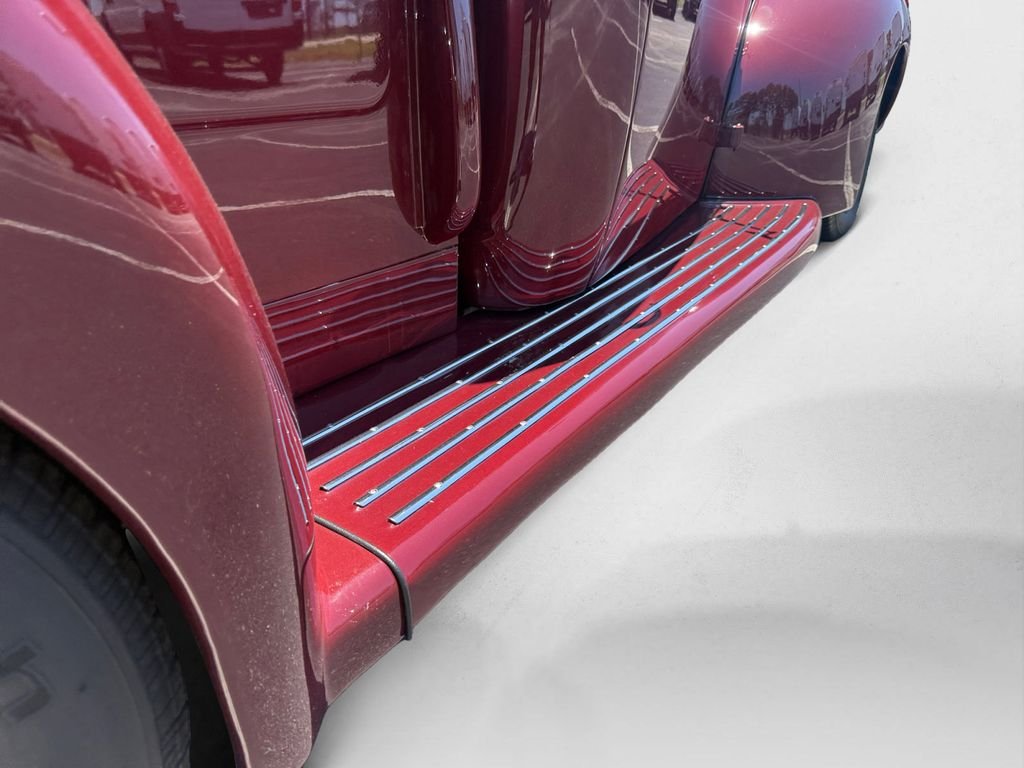 Used 1946 Red Ford F100 image 16