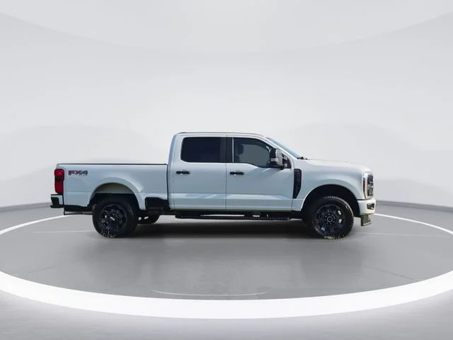 Used 2024 White Ford XL image 9