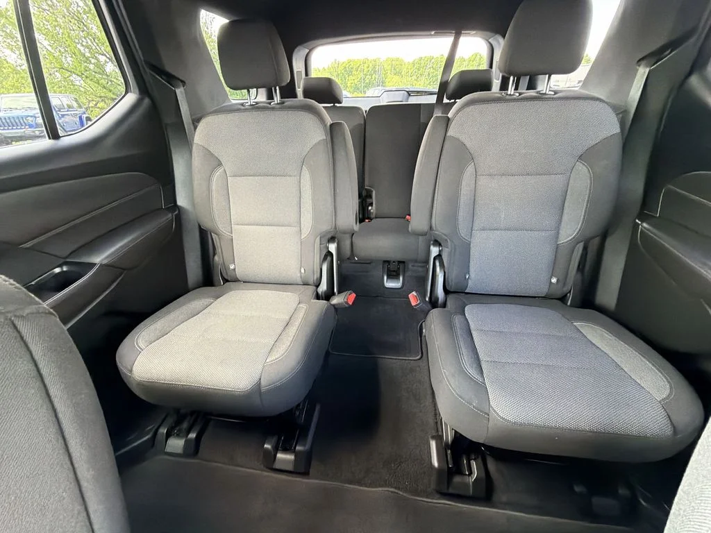 Used 2023 Blue Chevrolet LT image 13