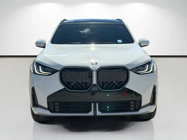 New 2026 Alpine White BMW 30 xDrive image 8