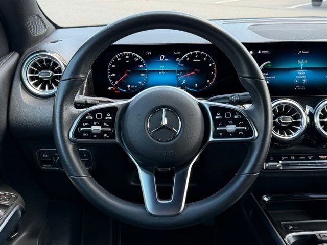 Used 2023 Black Mercedes-Benz GLB 250 image 12