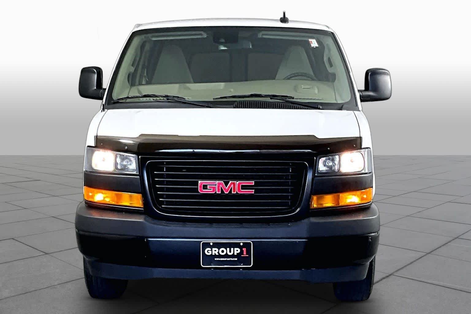 Used 2024 Summit White GMC Work Van image 4