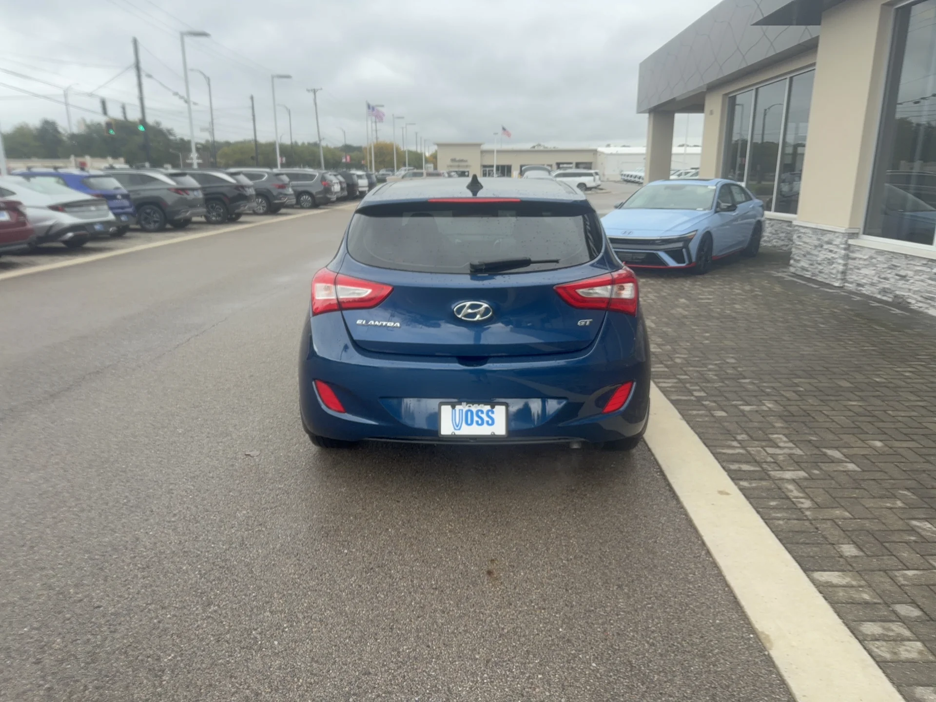 Used 2014 Windy Sea Blue Hyundai Base image 5
