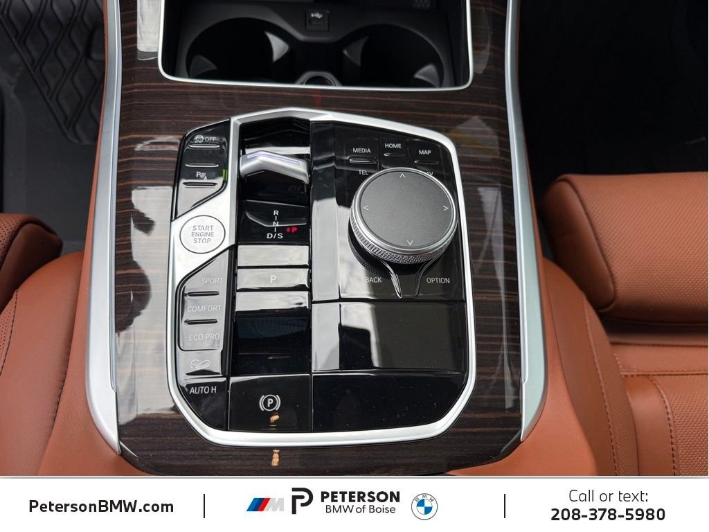New 2026 Dravit Grey Metallic BMW xDrive40i image 27