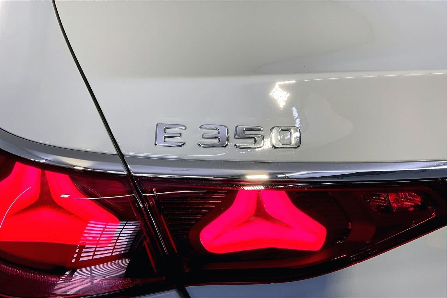New 2026 MANUFAKTUR Alpine Grey Mercedes-Benz E 350 image 6