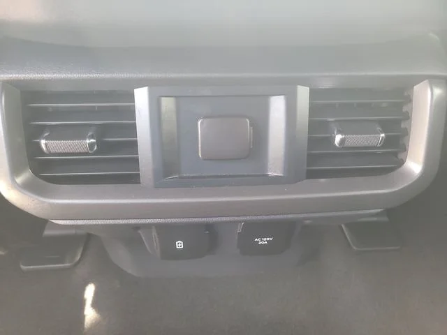 Used 2024 Blue Ford XLT image 16