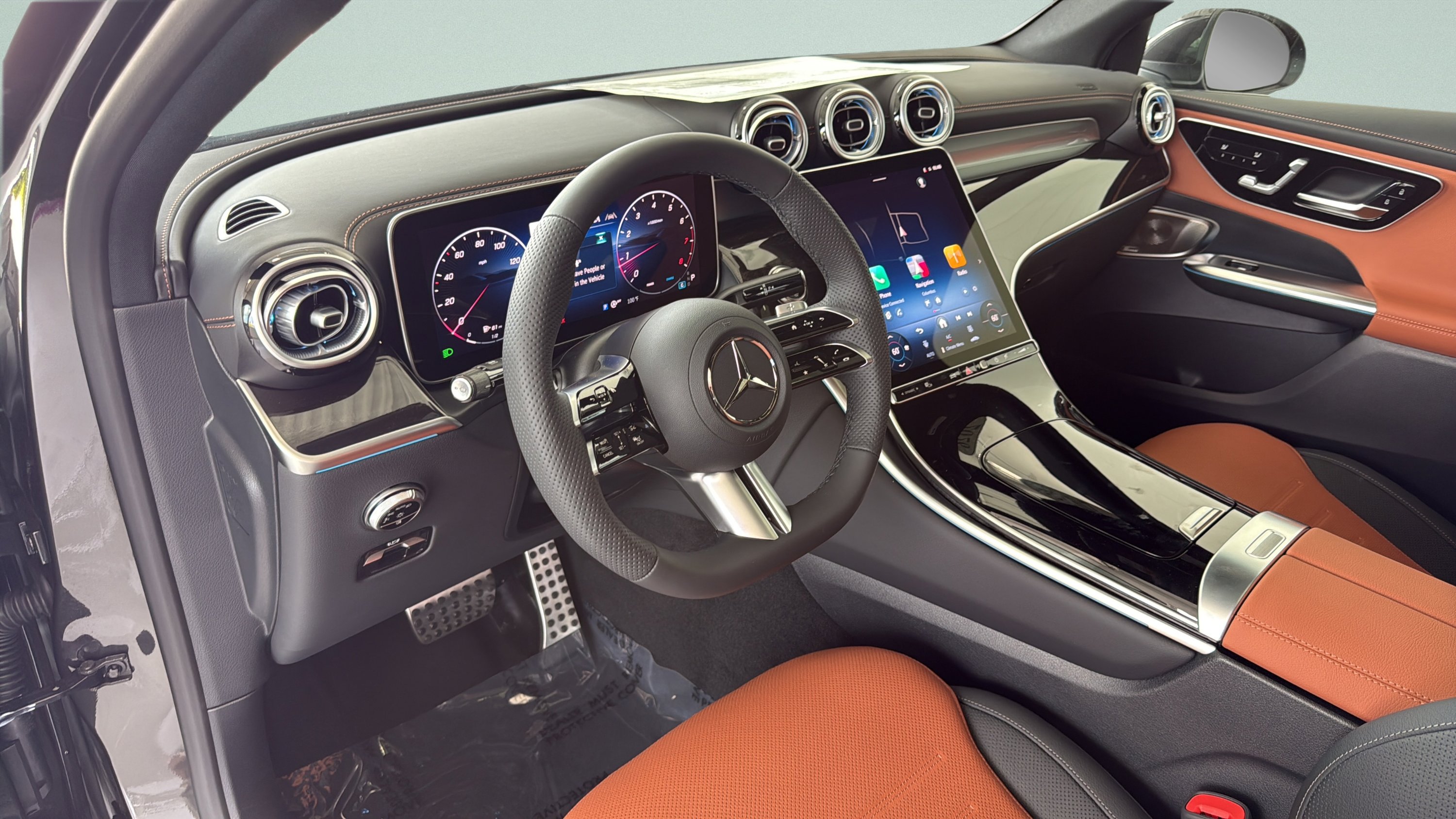 New 2026 Graphite Grey Metallic Mercedes-Benz GLC 300 image 15