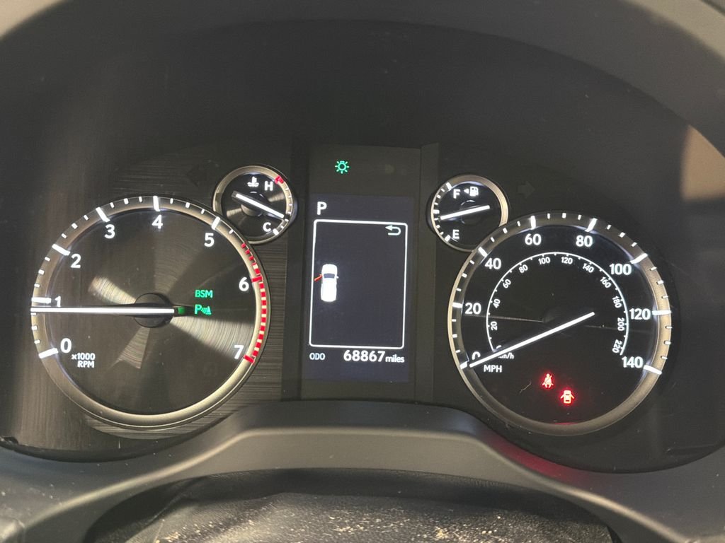 Used 2021 Black Lexus 460 image 35