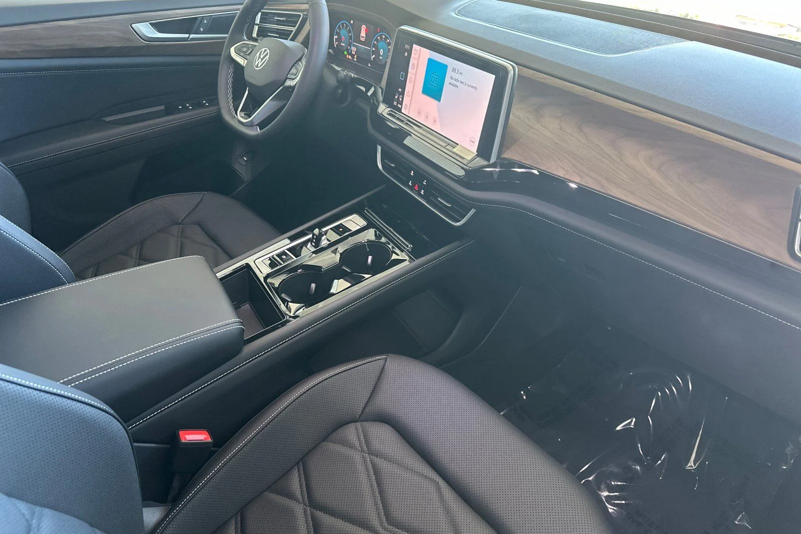 New 2026  Volkswagen 2.0T SE w/Technology image 16