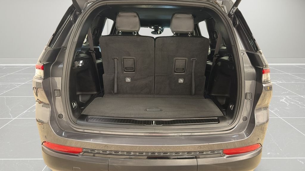 Used 2023 Gray Jeep Altitude image 16