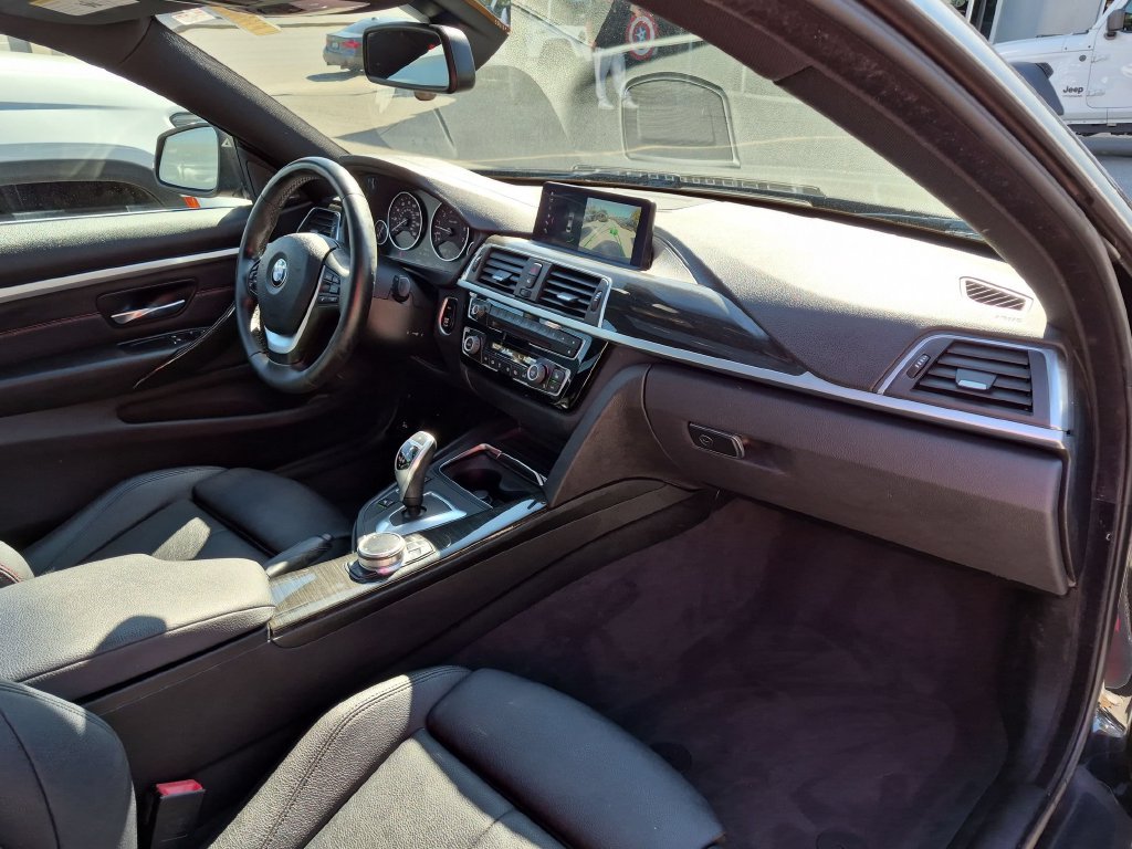 Used 2019 Black BMW 440i xDrive image 22