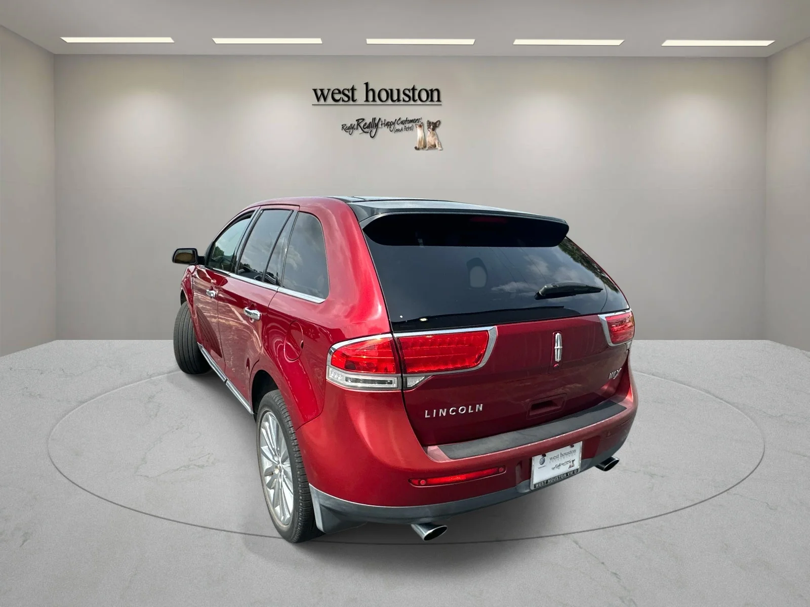 Used 2013 Red LINCOLN FWD 4dr image 8